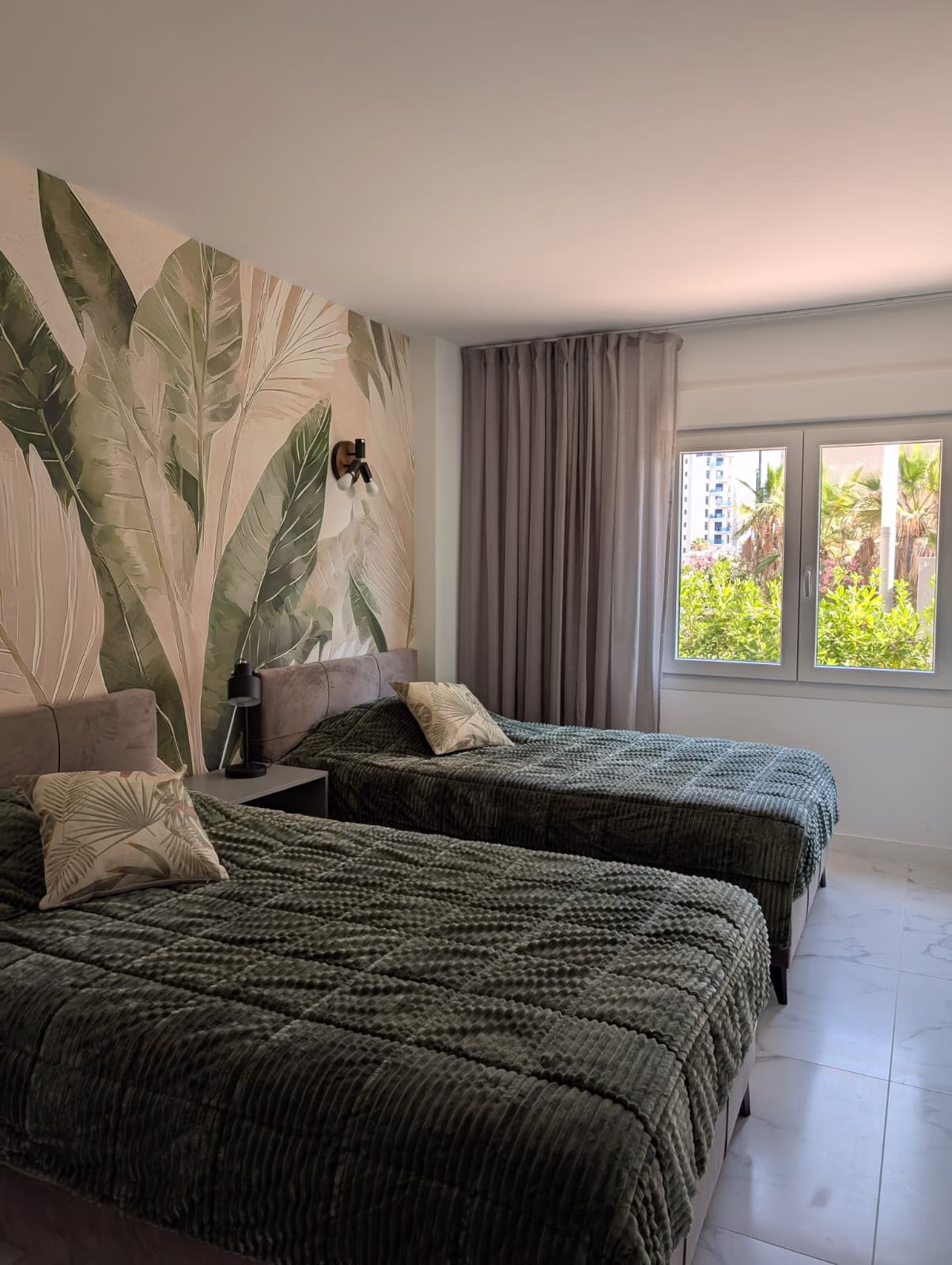 Gorące Lato "First Minute" 3